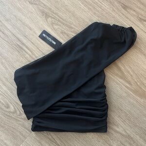 PrettyLittleThing Black One-Shoulder Top